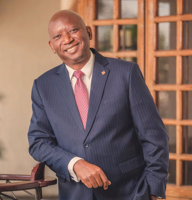 Lishala C. Situmbeko: <br><span class='subtitle-style'>Adaptability in Finance</span>
