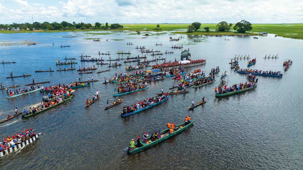 The Kuomboka Ceremony: A Glimpse into Lozi Tradition