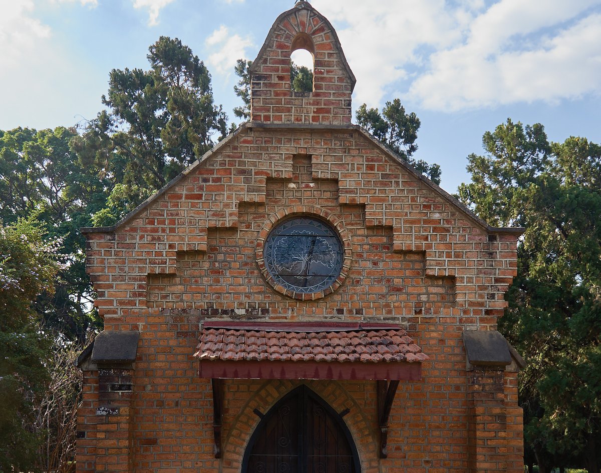 Rhodes Park: Beauty In the Ordinary